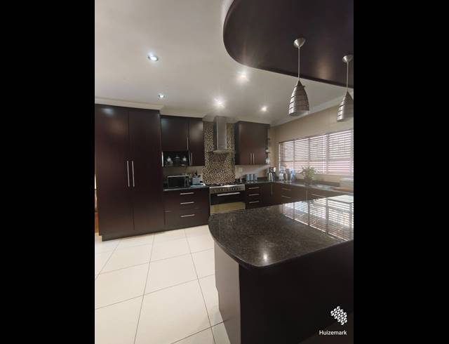 4 BEDROOM HOUSE FOR SALE IN SASOLBURG EXT 23